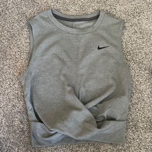 Women’s grey Nike workout tank top